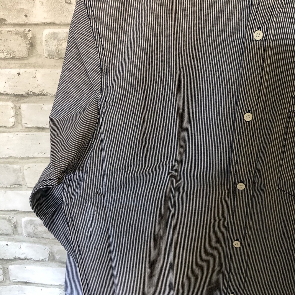 Men’s button down - Picture 3 of 8